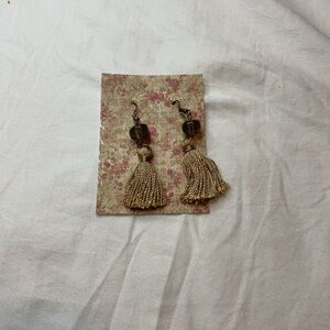 Elegant Tassel Earrings in Gold